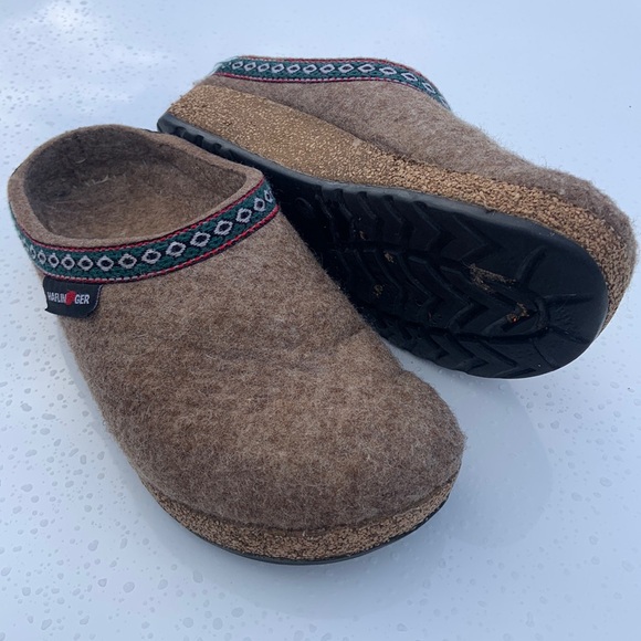 Haflinger Wool Clogs - Picture 1 of 5